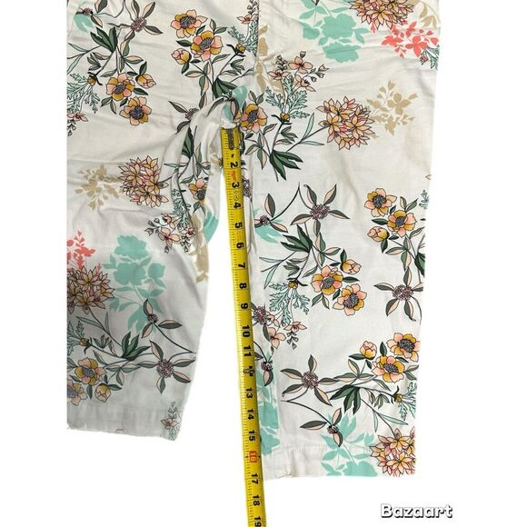 ST JOHN'S BAY Capris size 12 - Picture 5 of 7